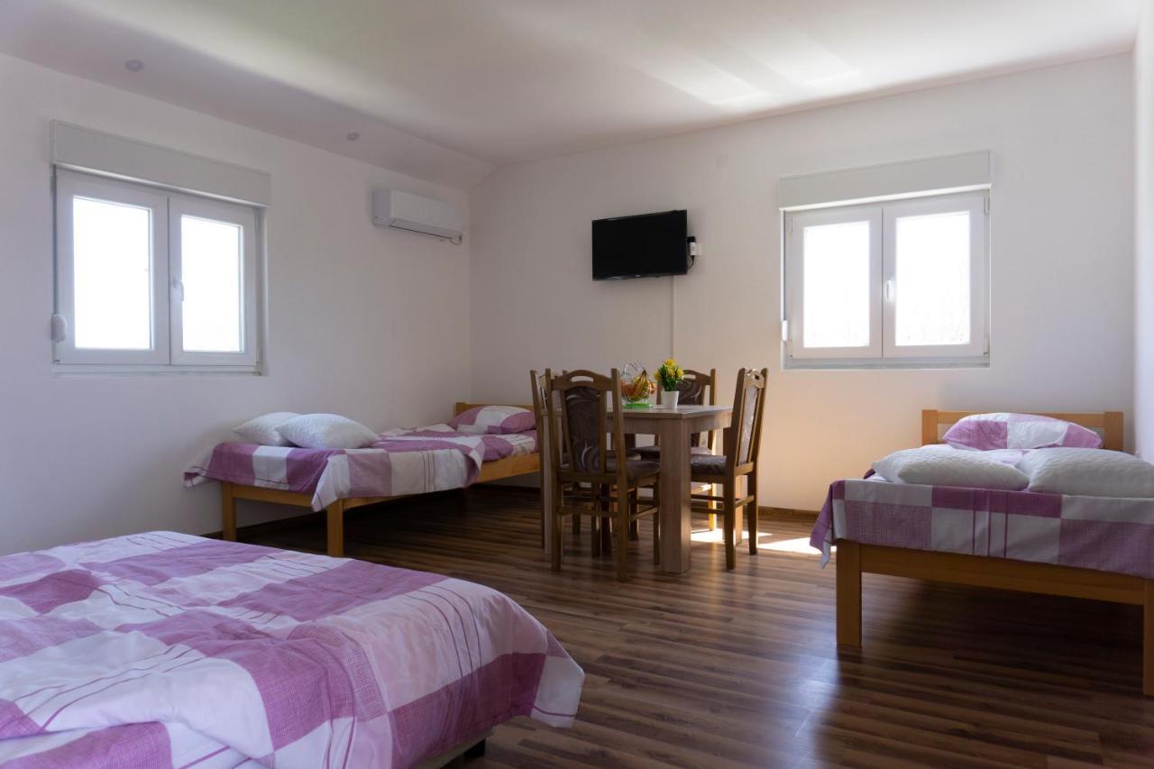 Apartmani Matej Trebinje Exterior foto