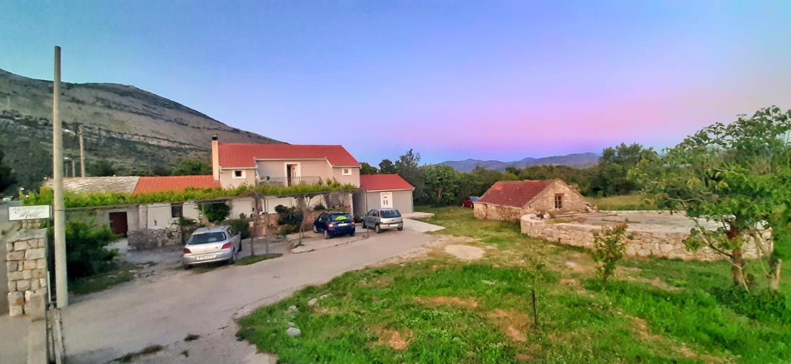 Apartmani Matej Trebinje Exterior foto